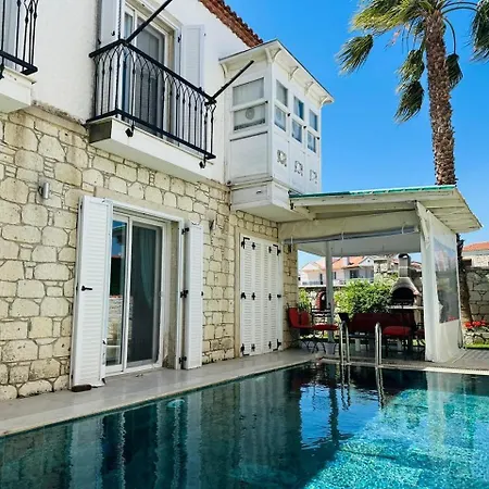 Villa Evalacati - Palma-tamamen Muestakil Cesme