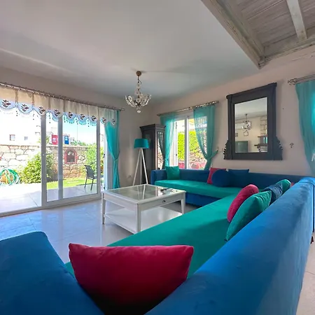 Evalacati - Palma-tamamen Muestakil Villa Çeşme